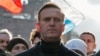 Навальний закликав до нових протестів проти війни, розв’язаної «божевільним маніяком Путіним»