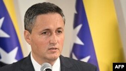 Denis Bećirović