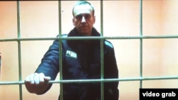 Russian opposition politician Aleksei Navalny, who is currently in solitary confinement, said on Twitter on December 21 that another inmate told him of Yevgeny Prigozhin’s two visits to the colony in recent days.
