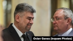 Liderul PSD, Marcel Ciolacu, susține că nu știe cui a plătit partidul 70 de milioane în ultimele 19 luni, deși a semnat toate contractele. Imagine generică cu președinții PNL și PSD. 