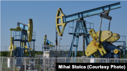 Sonde de extracție a gazelor naturale într-o locație din România. Fotografie generică. 