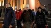 Printre reprezentanții protestatarilor care cu mers la negocieri în ultima săptămână se numără fermieri cu aspirații politice sau foști polițiști. Europa Liberă le-a verificat trecutul și conexiunile anterioare protestului.