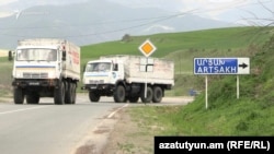 Armenia-A convoy of Russian peacekeeping troops enters Armenia from Nagorno-Karabakh, April 22, 2024.