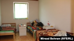 Soba u Salakovcu u kojoj boravi Sutka El-Barawi