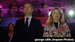 Elena Lasconi, primarul USR din Câmpulung, județul Argeș, reclamă presiuni din partea liberalilor ca să treacă la PNL. Ea susține că i-au fost blocate proiectele pentru că a refuzat să schimbe partidul.