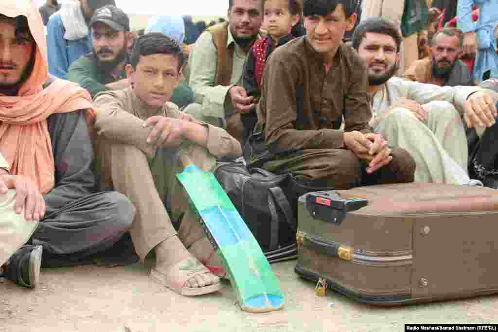 Many Afghans have run into trouble finding transport that will take them to their final destinations, said Ismatullah, a bus-service operator. "A huge number of people are coming from Karachi but face a shortage of buses and trucks," he said. "Obviously, in such situations, the fares have increased."