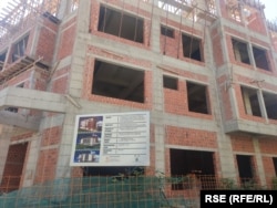 Nedovršena zgrada Univerziteta koji radi u sistemu Srbije, 21. juli 2023.