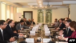 IMF delegation meets with Pakistan officials (file photo).
