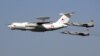 Архівна світлина: російській літак A-50 у супроводі двох літаків МіГ-31