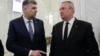 Premierul Marcel Ciolacu și liderul PNL Nicolae Ciucă se înțeleg de minune, dar în PNL există mari nemulțumiri față de modul în care conducerea partidului se raportează la PSD. 
