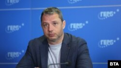 Делян Добрев