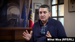 Istoricul Cosmin Popa spune că Europa va ieși mult mai întărită dacă Statele Unite își vor retrage ajutorul din Ucraina. 