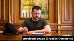 За його словами, під час розмови йшлося про співпрацю між державами в «цьому напрямку»