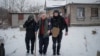 Евакуація чоловіка зі сходу України 