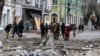 Urmările unui atac aerian rus asupra orașului Herson. 2 februarie 2024.