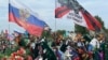 «Нас окружают мертвые». Как живет город российских военных 