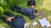 Fotografija Ministarstva unutrašnjih poslova Srbije o kosovskim policajcima koji su navodno uhapšeni kada su ušli na teritoriju Srbije.