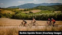 Jedna od biciklističkih tura grupe "Serbia Upside Down" (foto arhiv)