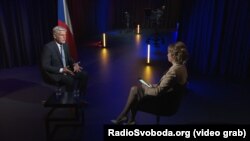 Петр Павел і Наталія Седлецька у студії Радіо Свобода у Празі. 14 червня 2023 року