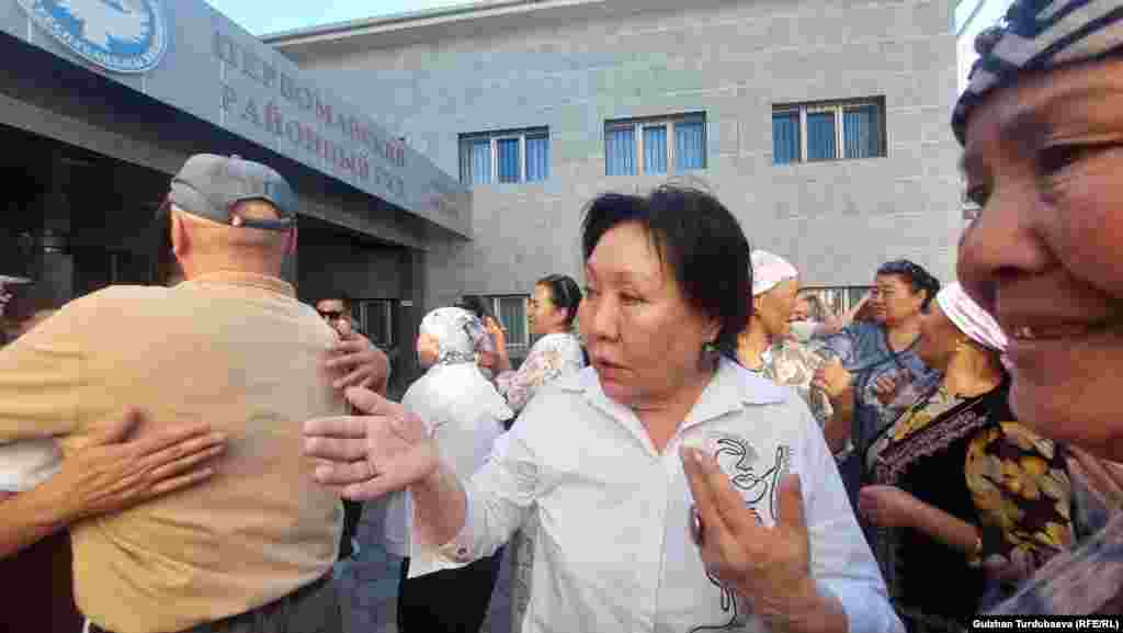 Кемпир-Абад иши боюнча айыпталып, акталган Асия Сасыкбаева. 