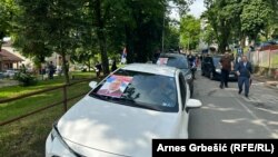 Oko 500 građana Doboja krenulo je u Beograd na miting koji organizuje predsjednik Srbije, 26. maj 2023.