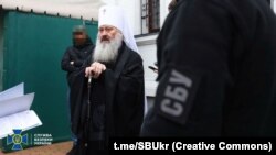 Митрополит УПЦ (МП) Павло (Петро Лебідь), екснамісник Києво-Печерської лаври, під час оголошення йому підозри за двома статтями Кримінального кодексу України, 1 квітня 2023 року