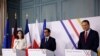 Ministri spoljnih poslova Nemačke, Francuske i Poljske, Analena Berbok, Stefan Sežurne i Radoslav Sikorski na konferenciji za novinare u zamku blizu Pariza, 12. februar 2024.