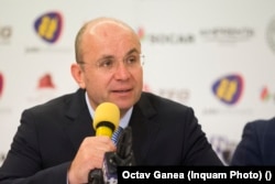 Cozmin Gușă este unul dintre patronii INSOMAR.