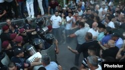 Բաղրամյան-Դեմիրճյան փողոցների խաչմերուկ, Երևան, հունիսի 12, 2024թ.