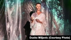 Glumica Ivana Mrvaljević na festivalu Fiat, u predstavi "Neobjavljeni dnevnik Katerine Radonjić". Foto: Fiat/Duško Miljanić, privatna arhiva