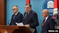 Pres-konferencija nakon sastanka političkih partija kod predsjednika RS Milorada Dodika o "vraćanju BiH na dejtonske postavke", Banjaluka, 21. april 2023.