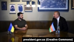 Президенти України та Азербайджану Володимир Зеленський та Ільгам Алієв, архівне фото, 2023 рік 