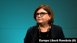 Comisarul european pentru Transporturi, Adina Vălean, sfătuiește România să facă noul pod peste Dunăre de la Giurgiu și feroviar, nu doar rutier.