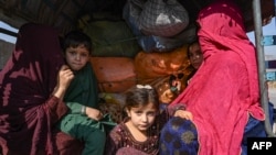له پاکستانه افغان کډوال وطن ته ستنېږي: انځور اکتوبر ۶، کال ۲۰۲۳ز
