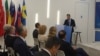 Voditelj istraživanja Dejan Stjepanović sa sveučilišta Dundee u Velikoj Britaniji na prezentaciji istraživanja o zastupljenosti nacionalnih manjina u udžbenicima za 10 predmeta u hrvatskim osnovnim i srednjim školama