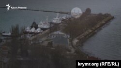 Захоплені Росією українські кораблі у порту Керчі. Окупований Росією Крим. 4 грудня 2018 року 