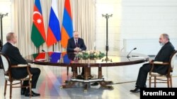 Азербайжандын президенти Илхам Алиев, Орусиянын президенти Владимир Путин жана Армениянын премьер-министри Никол Пашинян. Сочи, Орусия. 31-октябрь, 2022-жыл.