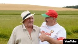 Жэрар Дэпард‘ё і Аляксандар Лукашэнка, здымак 2015 году