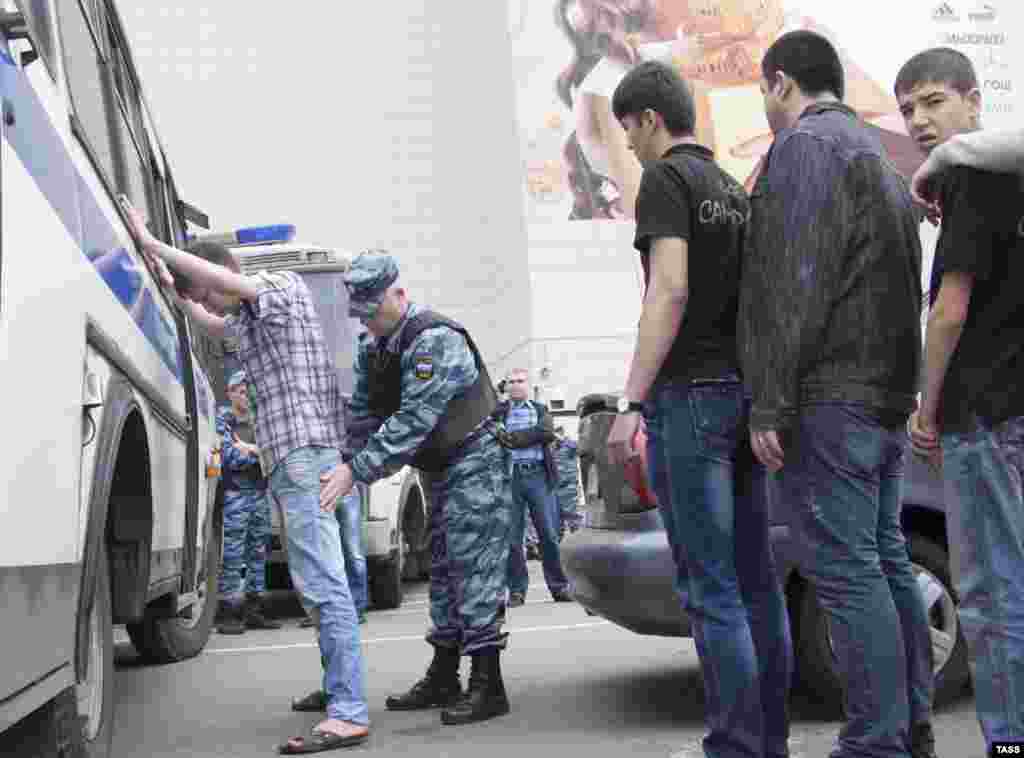 Рынок "Теплый стан"