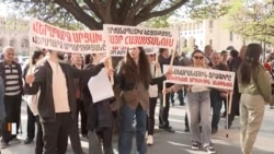 Բողոքի ակցիաները կշարունակվեն, փոխվարչապետի հետ հանդիպումից հետո հայտարարում են արցախցիները