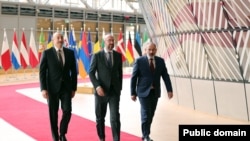 Բրյուսել - Ադրբեջանի նախագահ Իլհամ Ալիևը, Եվրոպայի խորհրդի ղեկավար Շառլ Միշելը և Հայաստանի վարչապետ Նիկոլ Փաշինյանը, 22-ը մայիսի 2022թ.
