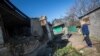Донбас. Головне за день: Обстріл Трьохізбенки, Кабмін затвердив Стратегію інтеграції переселенців (рос.)