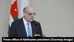 აფხაზეთის დე ფაქტო რესპუბლიკის "პრეზიდენტი" ასლან ბჟანია