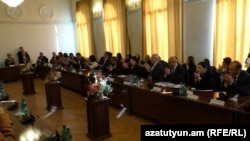 Վանաձորի նորընտիր ավագանու անդրանիկ նիստը, 24-ը դեկտեմբերի, 2021թ․