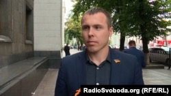 Роман Костенко вважає, що у питанні снарядів зі збідненим ураном російська пропаганда працює, щоб виправдати власні ядерні погрози