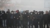 Казахстан: протестувальники в Алмати захопили мерію, у будівлі пожежа