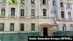 Zgrada Kantona Sarajevo nakon dojave o postavljenoj bombi 25. maj 2023. 