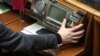Ще одна група депутатів виступила проти створення «консультативної ради» з представниками ОРДЛО