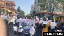 زنان افغان نیز همواره به خاطر به دست آوردن حقوق خود و جلوگیری از پایمال شدن حقوق زنان دست به اعتراض زده اند