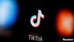 Compania TikTok este acuzată de ANCOM că ar fi favorizat, prin algoritmii săi, un candidat la alegerile prezidențiale din România. 